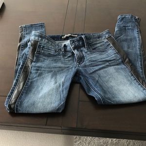 Women’s jeans